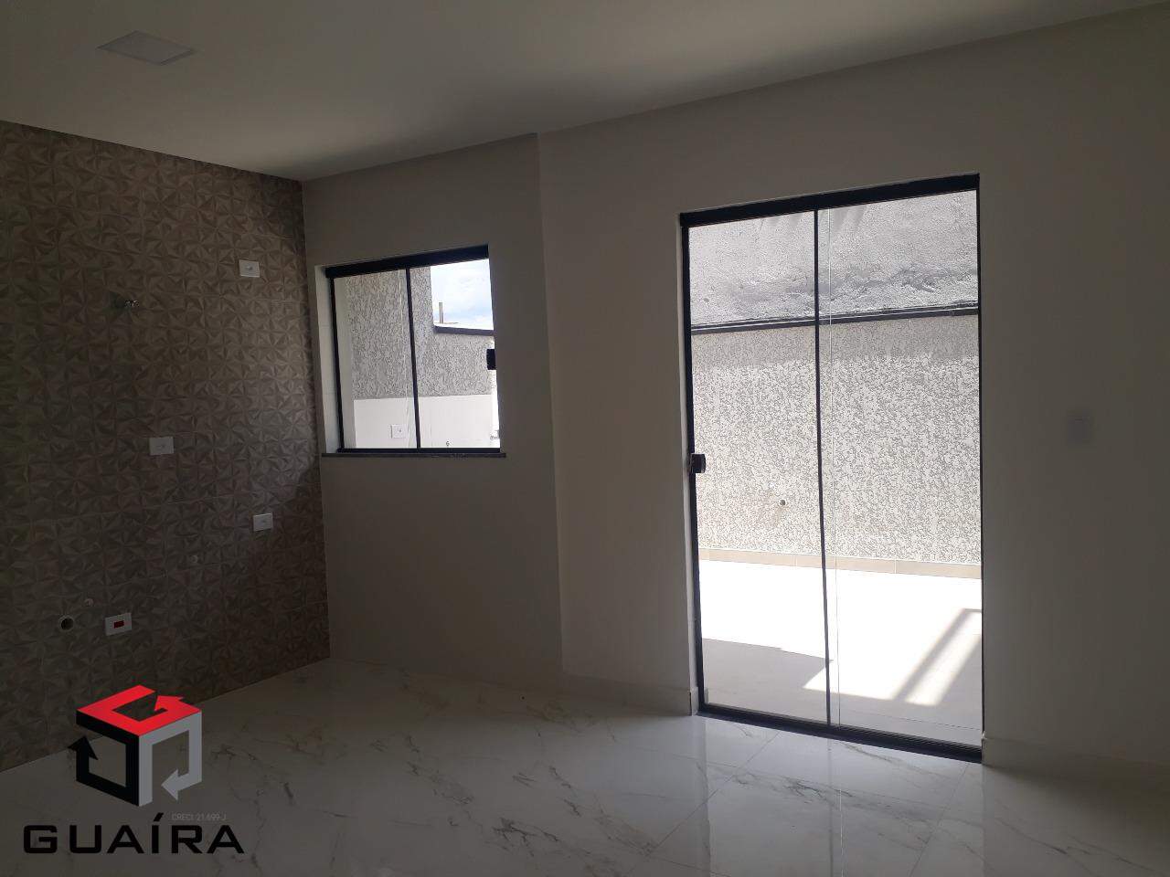 Apartamento à venda com 2 quartos, 72m² - Foto 2