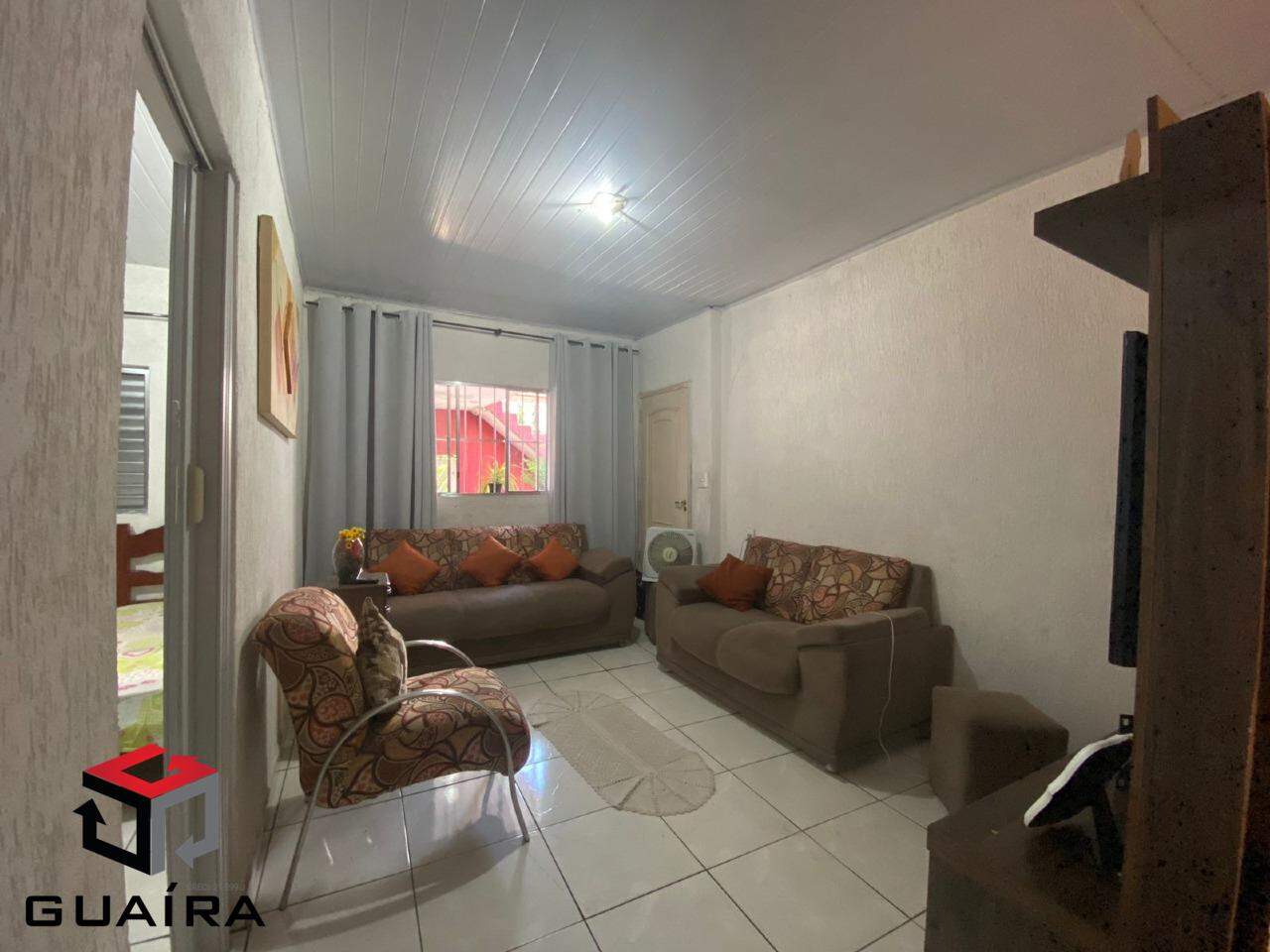 Casa à venda com 2 quartos, 117m² - Foto 2