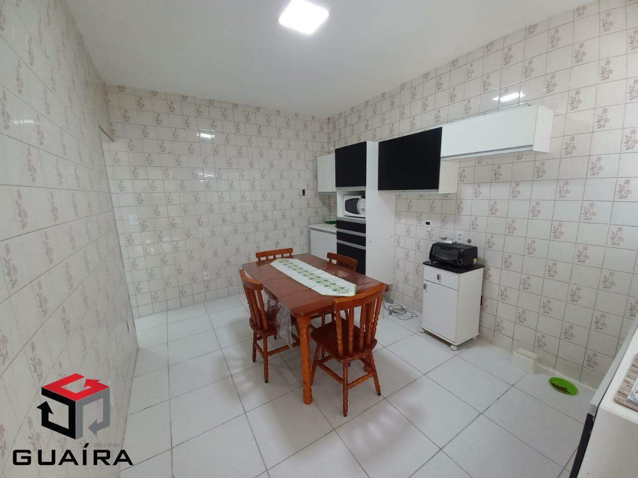 Casa à venda com 2 quartos, 94m² - Foto 11