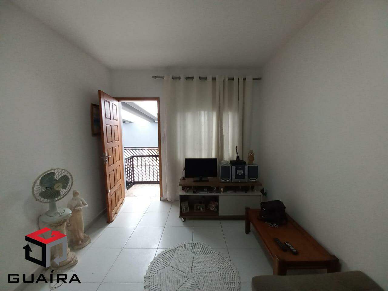 Casa à venda com 2 quartos, 94m² - Foto 2