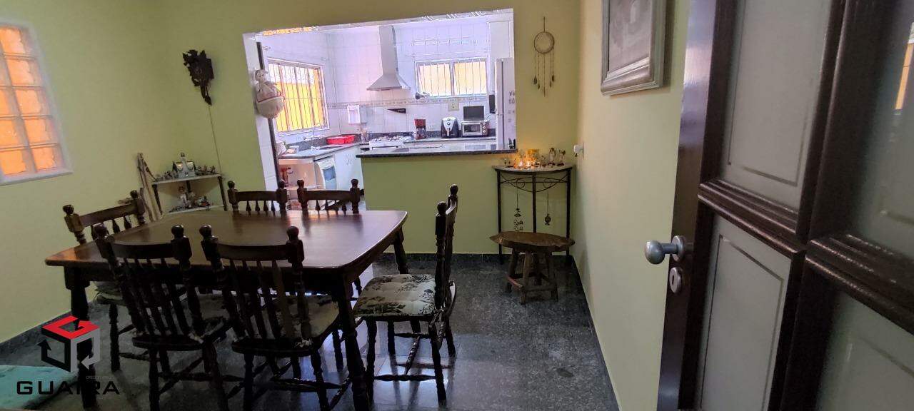 Sobrado à venda com 3 quartos, 217m² - Foto 3