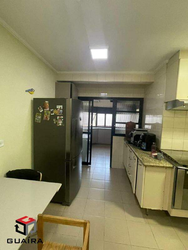 Apartamento à venda com 3 quartos, 138m² - Foto 4