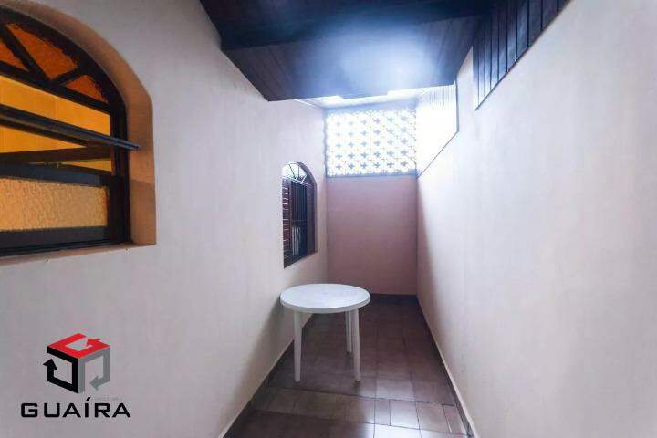 Casa à venda com 4 quartos, 230m² - Foto 20