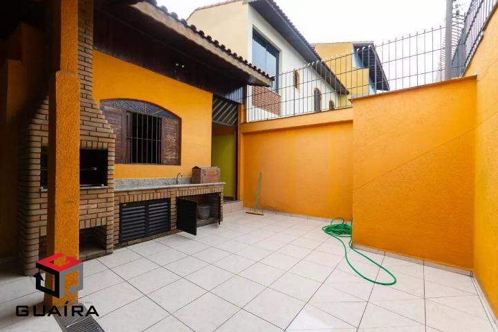 Casa à venda com 4 quartos, 230m² - Foto 11