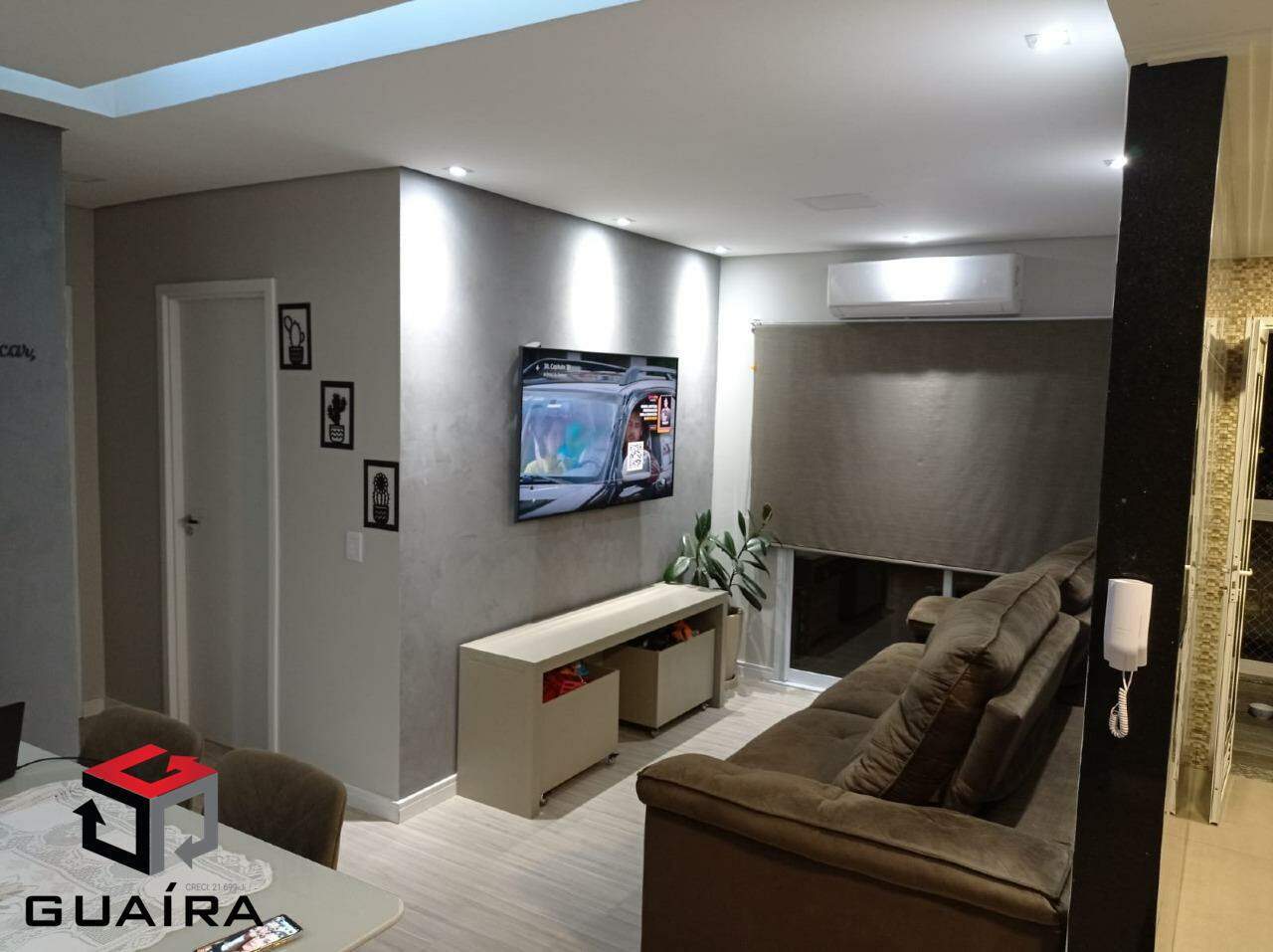 Apartamento à venda com 2 quartos, 62m² - Foto 1