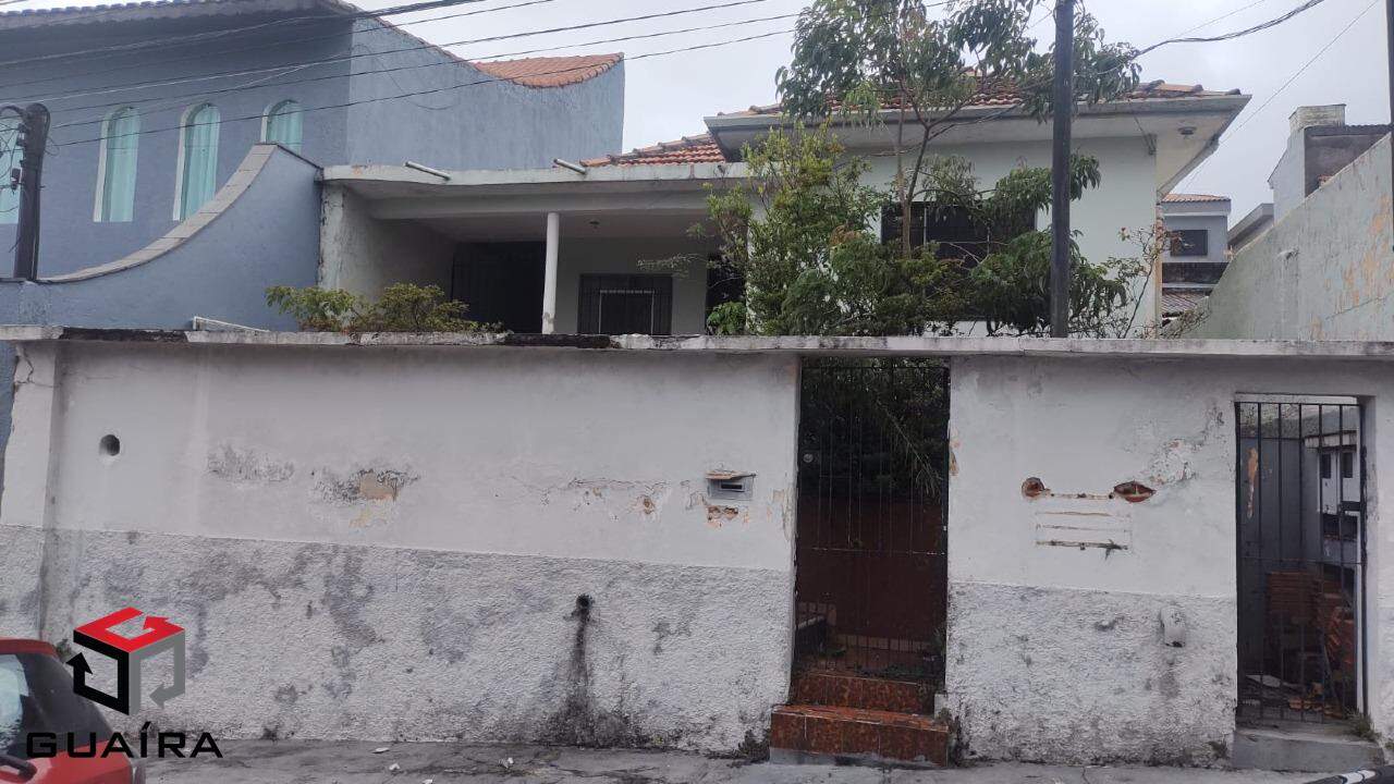 Terreno à venda com 2 quartos, 270m² - Foto 1