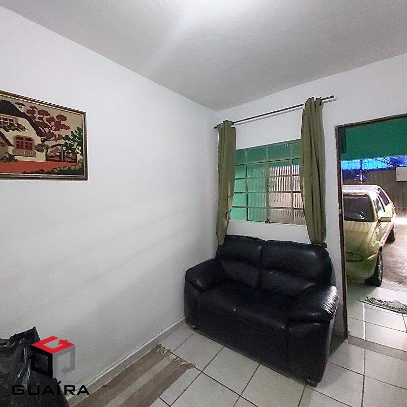 Casa à venda com 2 quartos, 114m² - Foto 1