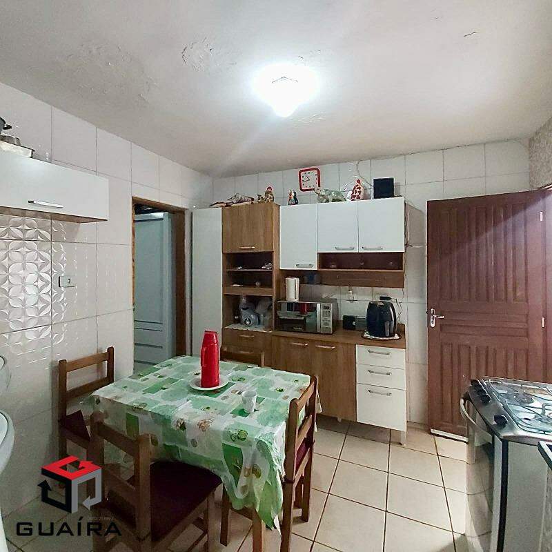 Casa à venda com 2 quartos, 114m² - Foto 4