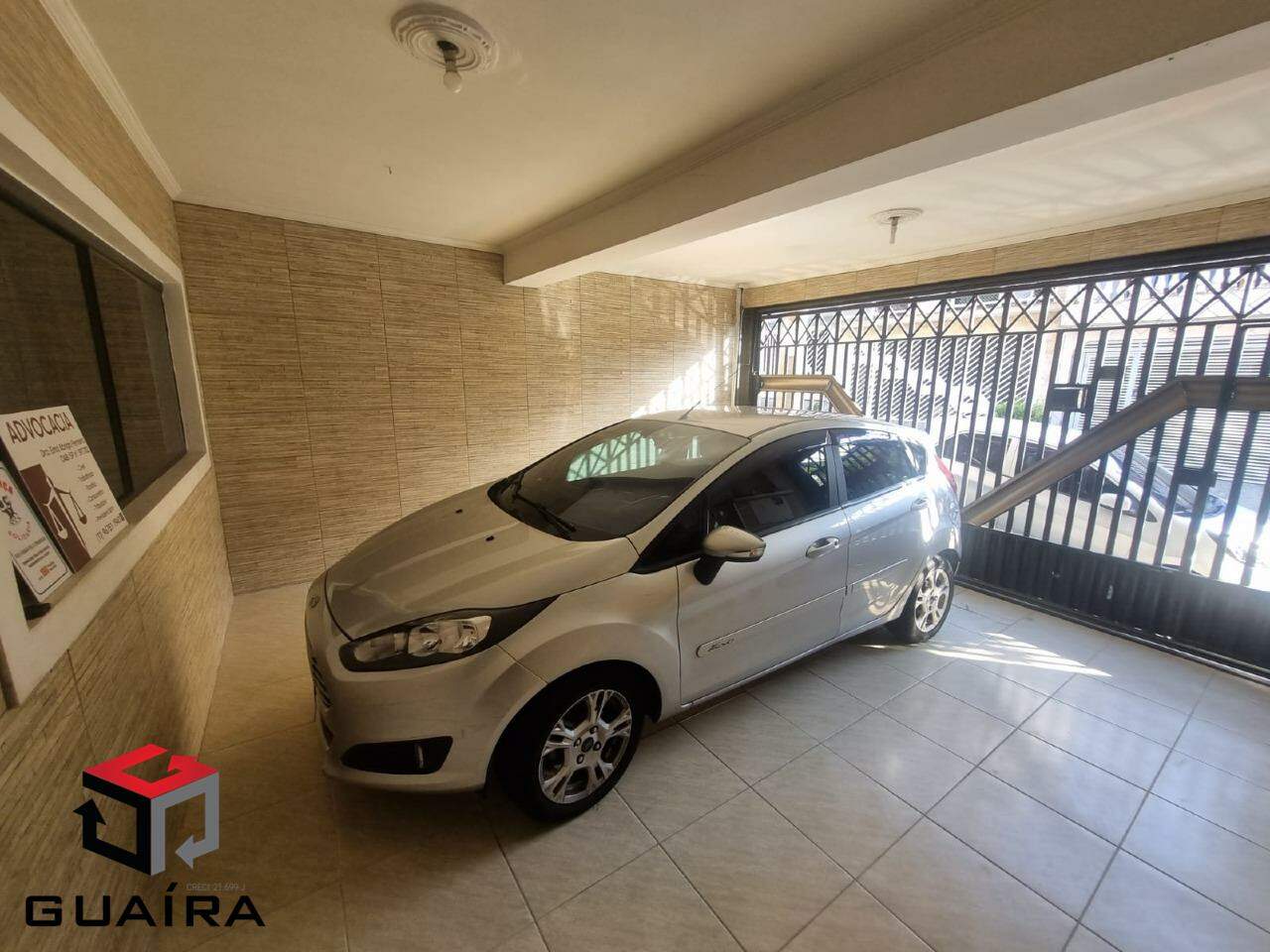 Sobrado à venda com 3 quartos, 244m² - Foto 2