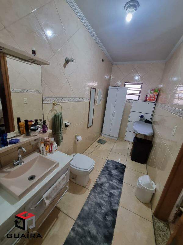 Sobrado à venda com 3 quartos, 244m² - Foto 14