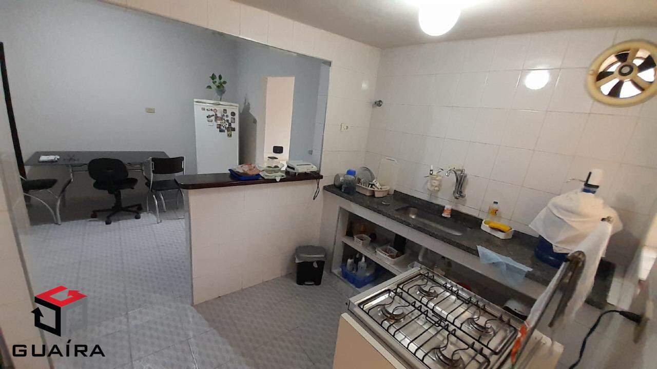 Casa à venda com 2 quartos, 90m² - Foto 6