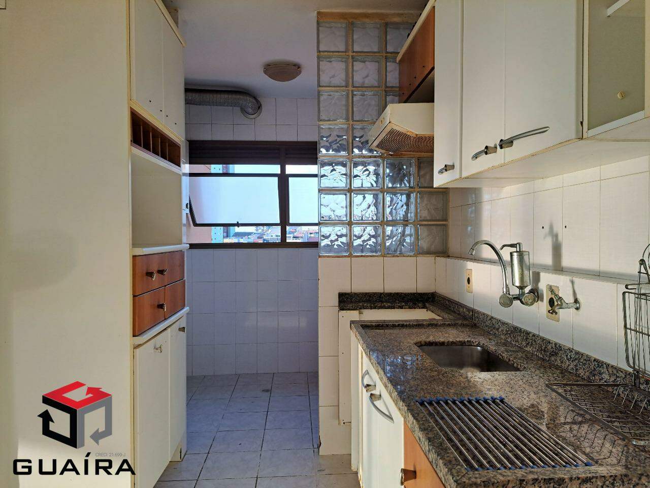 Apartamento à venda com 2 quartos, 63m² - Foto 8