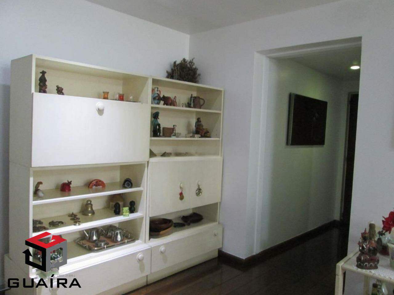 Apartamento à venda com 3 quartos, 150m² - Foto 3