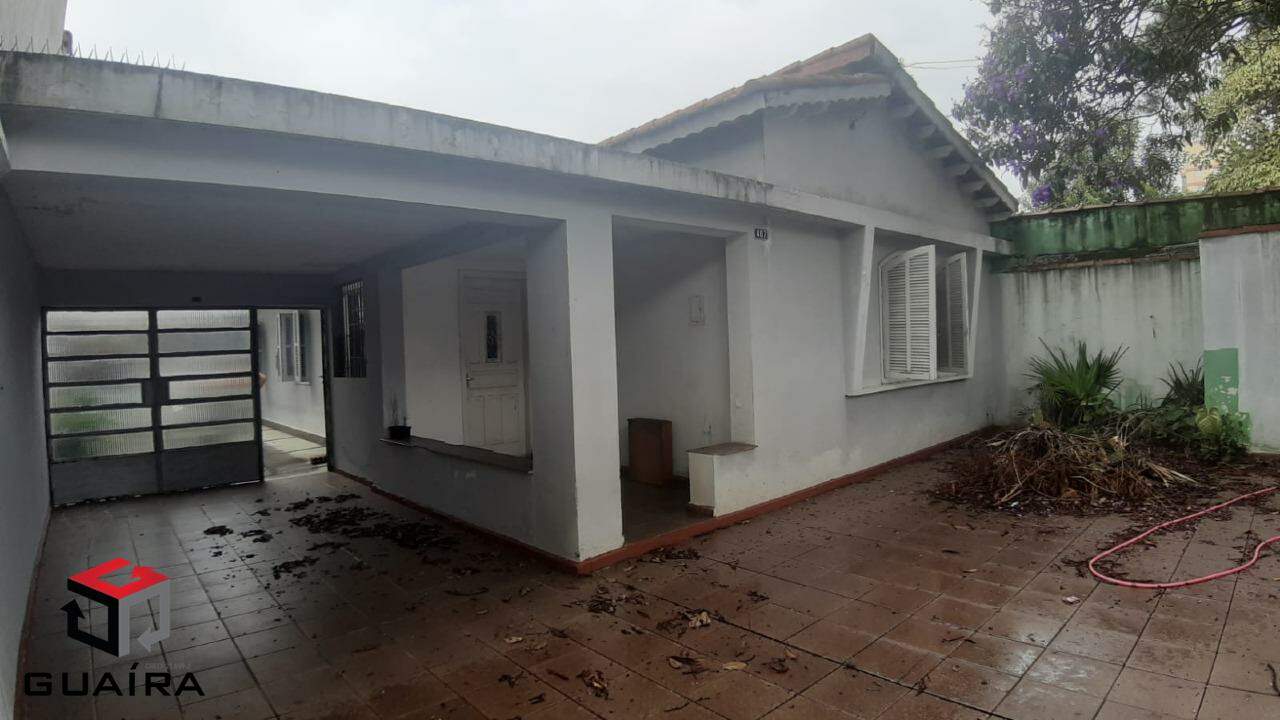 Casa à venda com 3 quartos, 300m² - Foto 1