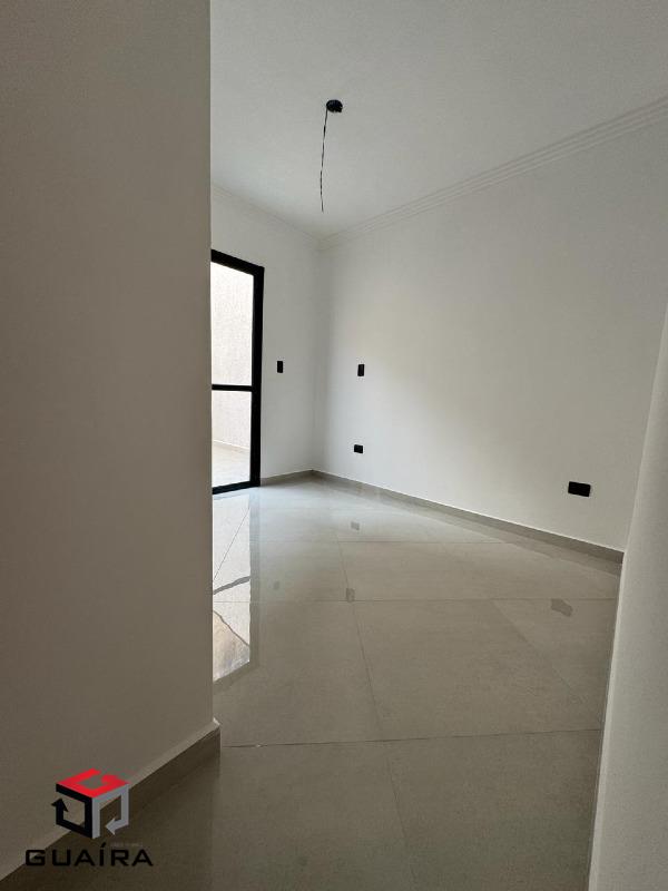 Apartamento à venda com 2 quartos, 62m² - Foto 2