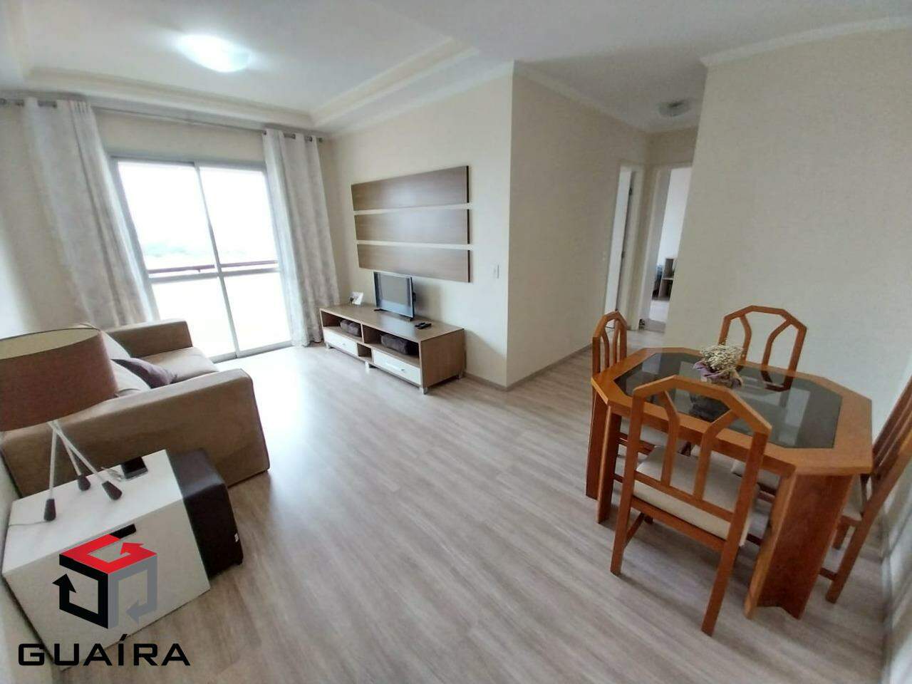 Apartamento à venda com 2 quartos, 64m² - Foto 2