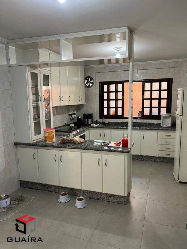 Sobrado à venda com 3 quartos, 278m² - Foto 3