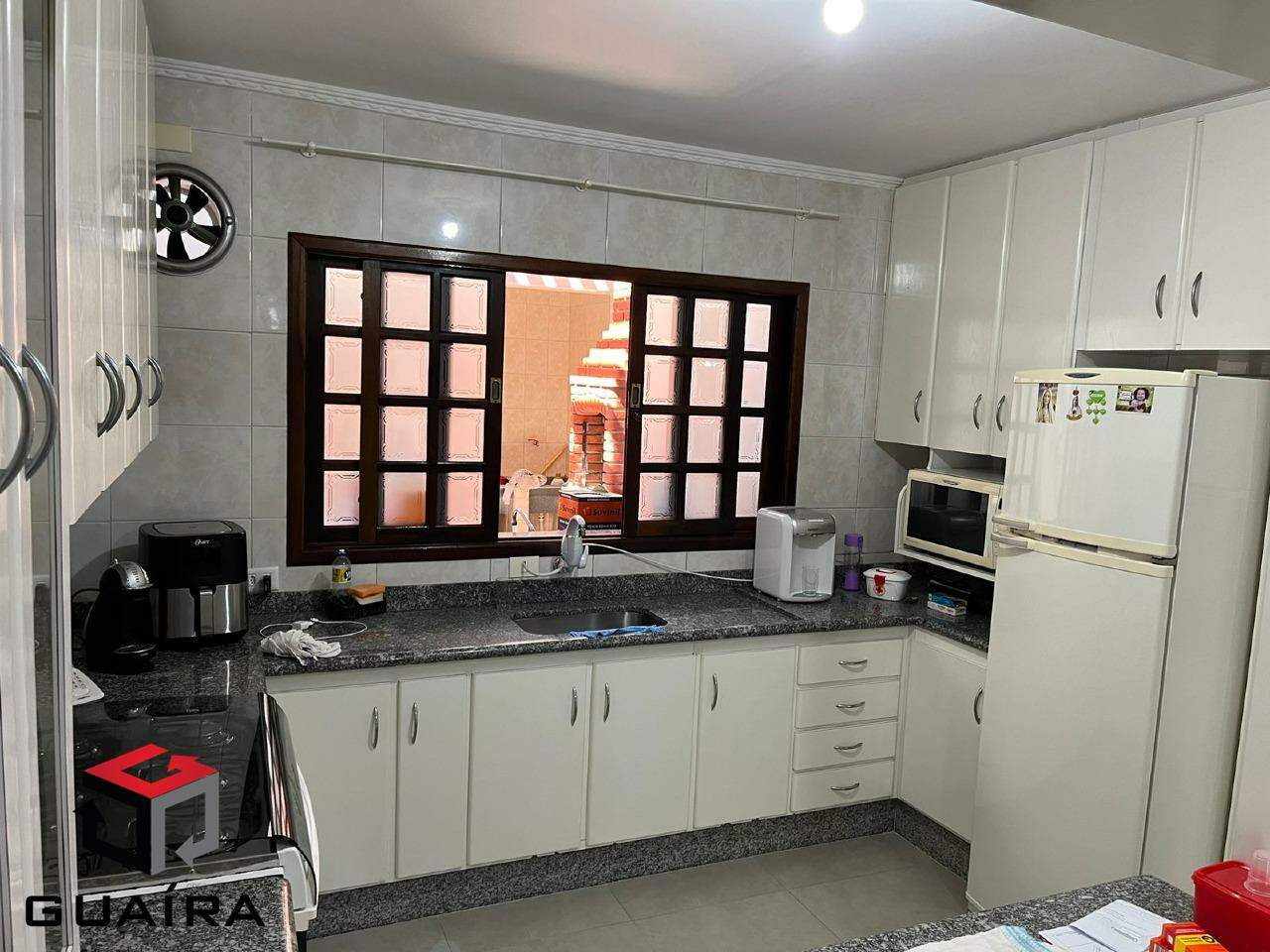 Sobrado à venda com 3 quartos, 278m² - Foto 4