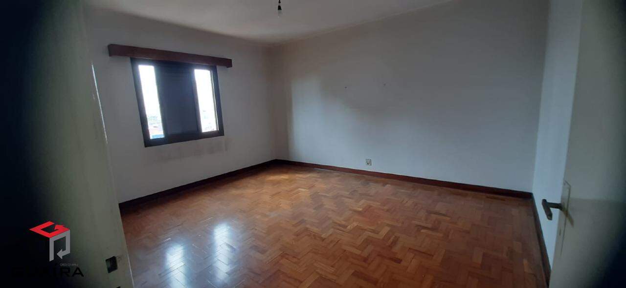 Sobrado para alugar com 3 quartos, 370m² - Foto 13