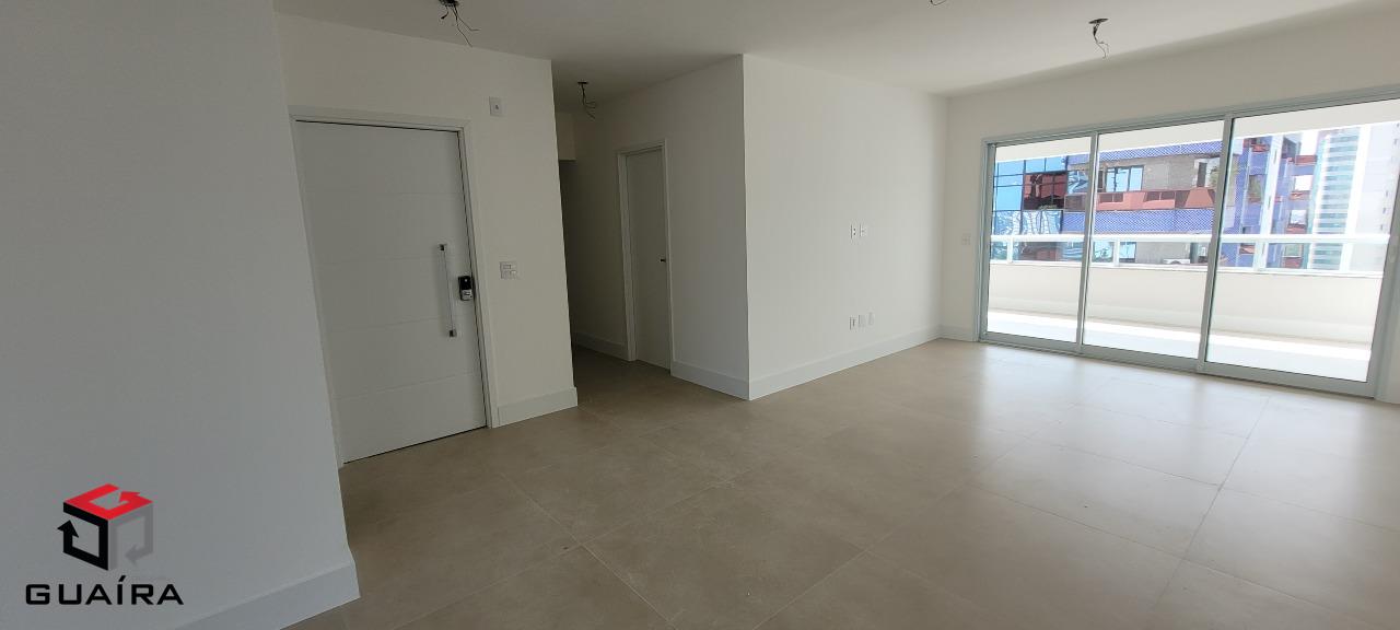 Apartamento à venda com 4 quartos, 191m² - Foto 2