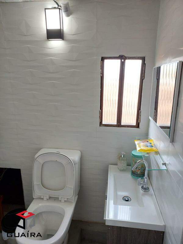 Casa à venda com 3 quartos, 200m² - Foto 29