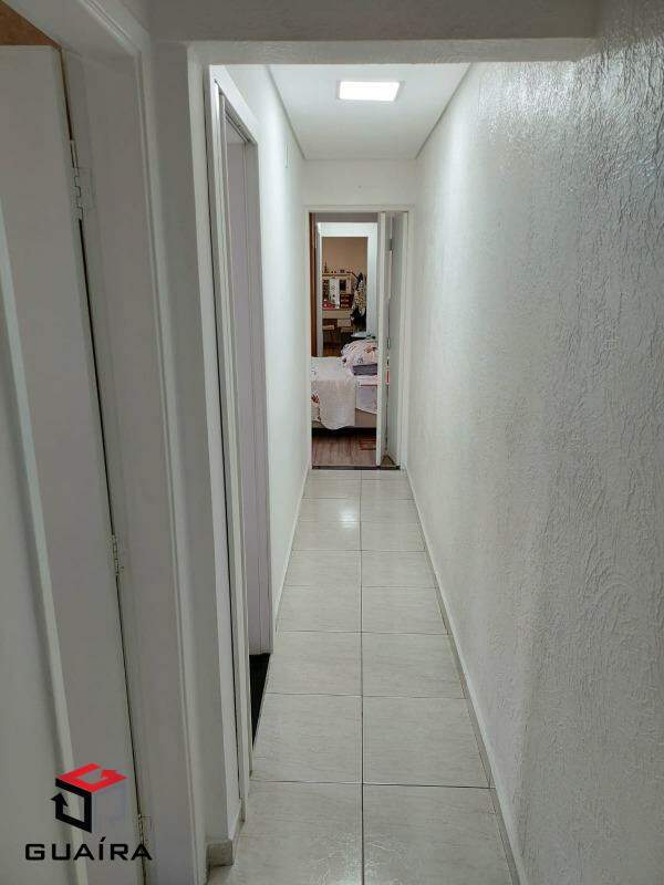 Casa à venda com 3 quartos, 200m² - Foto 11