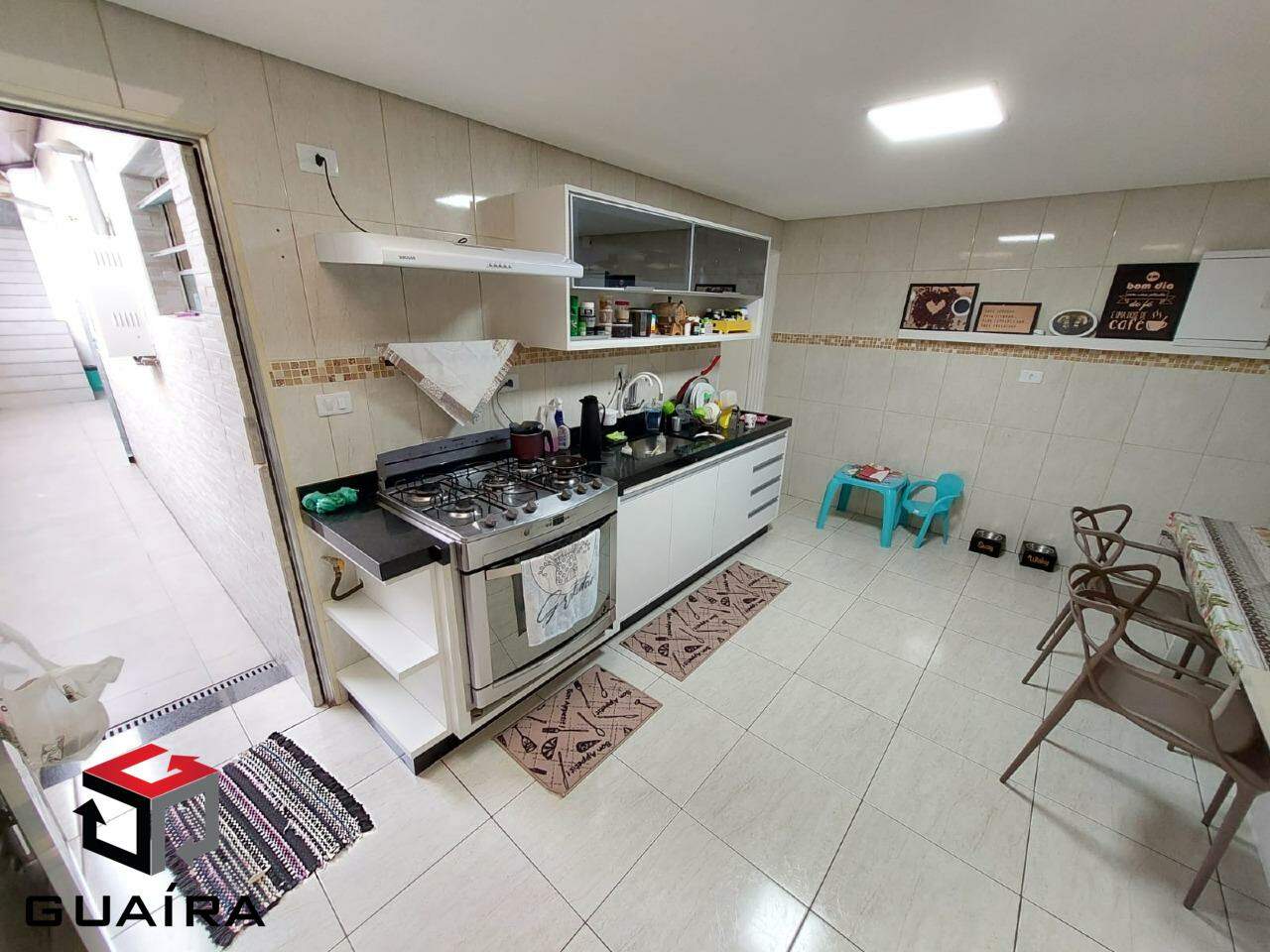 Casa à venda com 3 quartos, 200m² - Foto 8