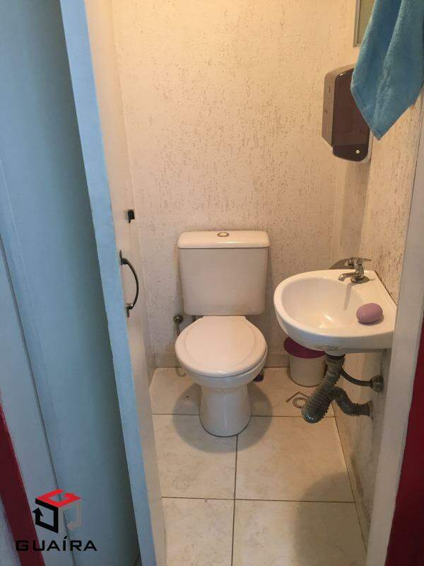 Sobrado à venda com 3 quartos, 240m² - Foto 6