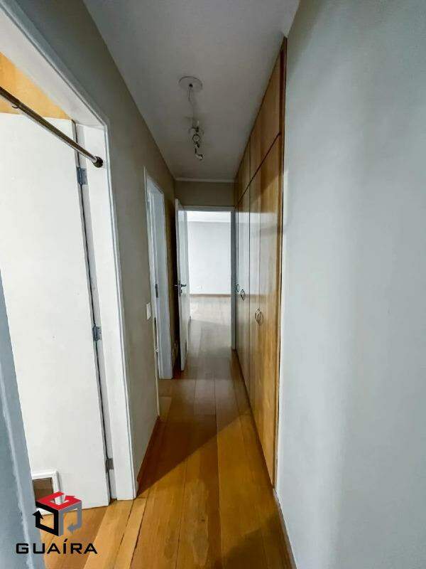 Apartamento à venda com 2 quartos, 67m² - Foto 9