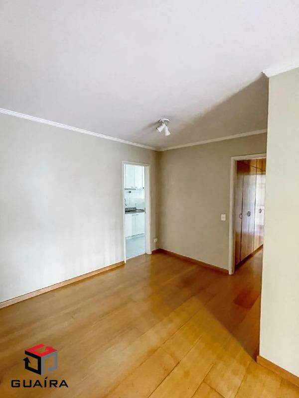 Apartamento à venda com 2 quartos, 67m² - Foto 3