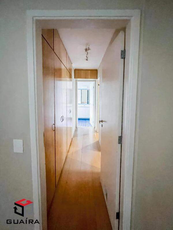 Apartamento à venda com 2 quartos, 67m² - Foto 8