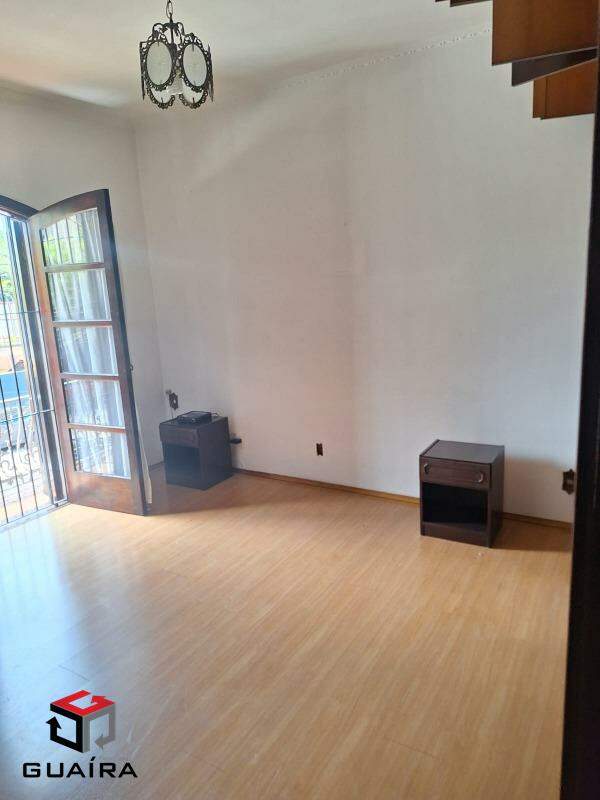 Sobrado para alugar com 4 quartos, 385m² - Foto 28