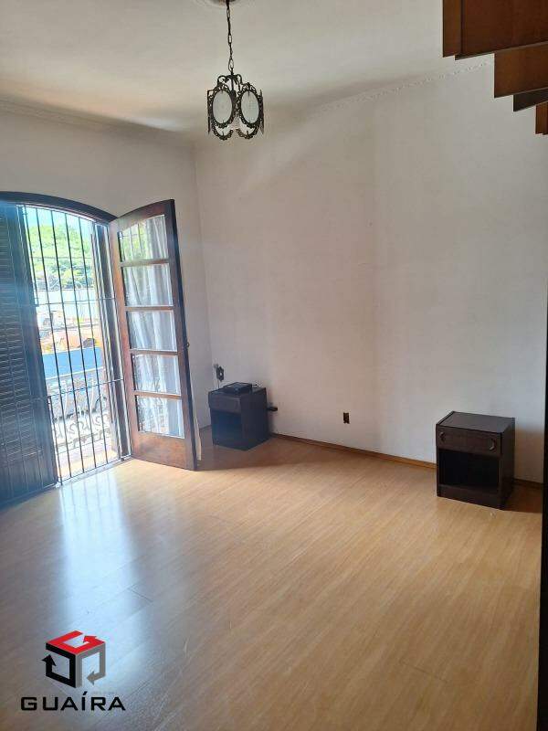 Sobrado para alugar com 4 quartos, 385m² - Foto 24