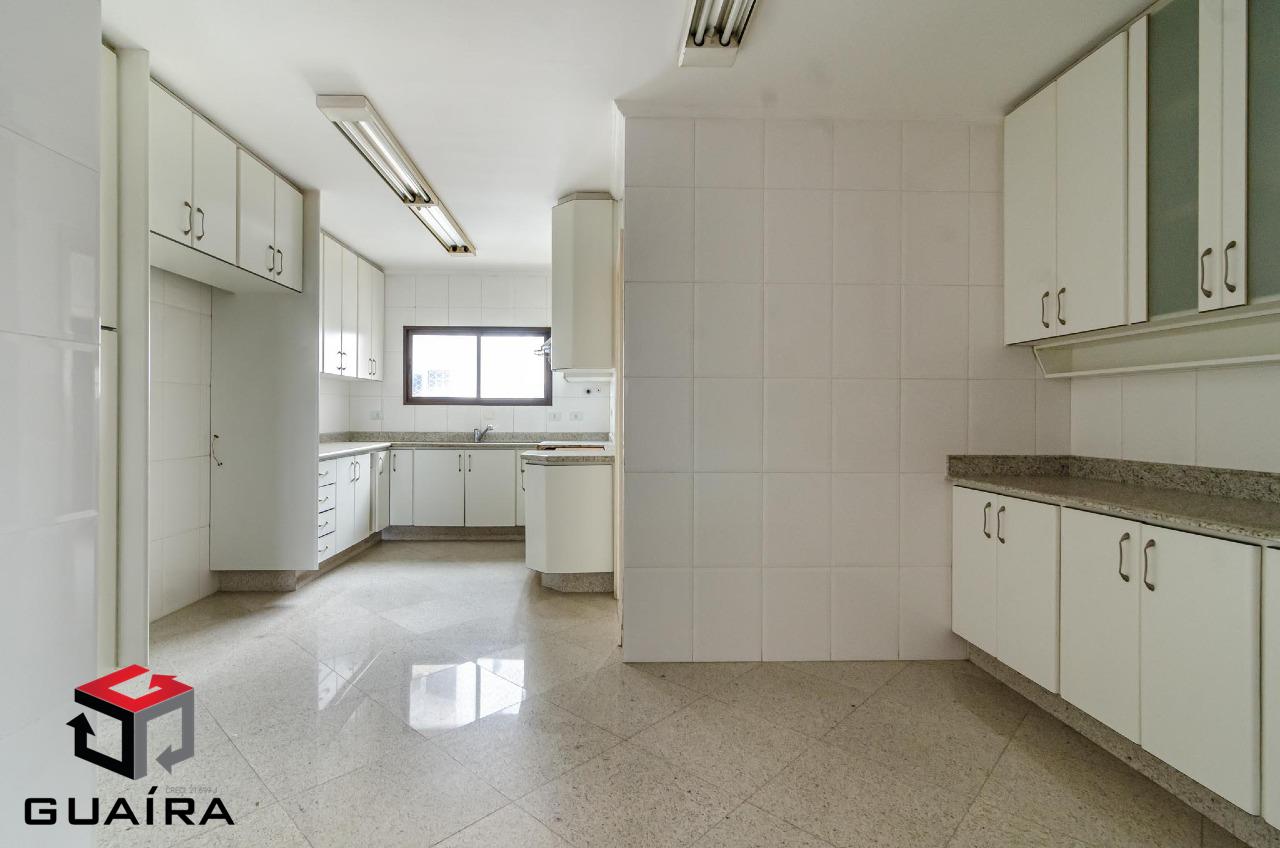 Apartamento à venda com 3 quartos, 184m² - Foto 6