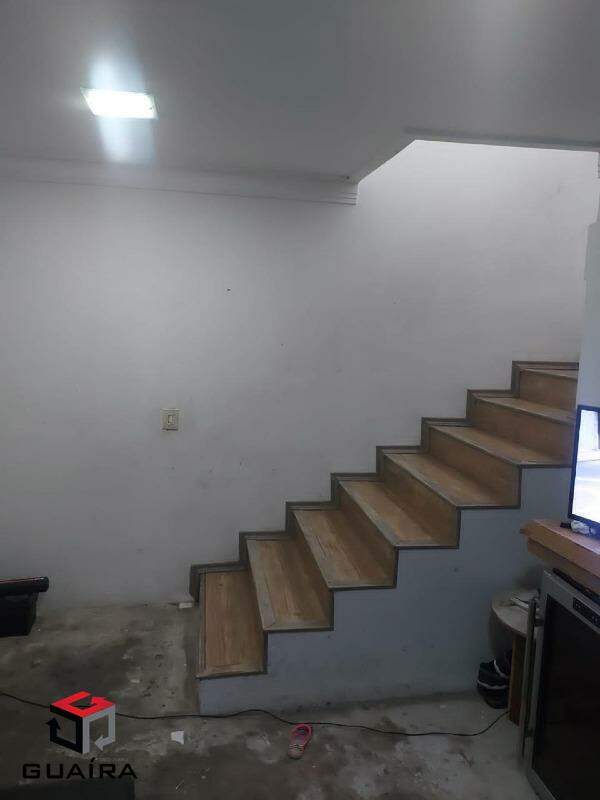 Sobrado à venda com 2 quartos, 64m² - Foto 3