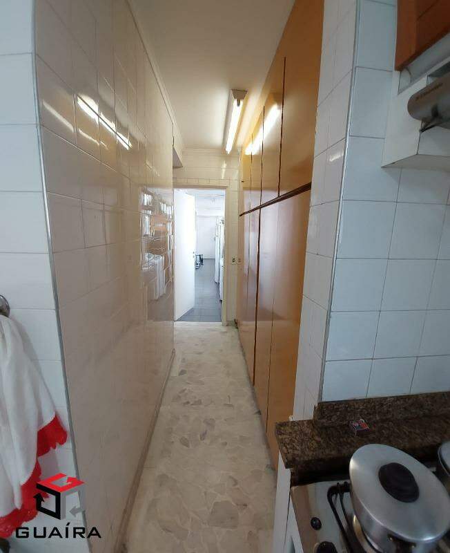 Apartamento à venda com 3 quartos, 222m² - Foto 4