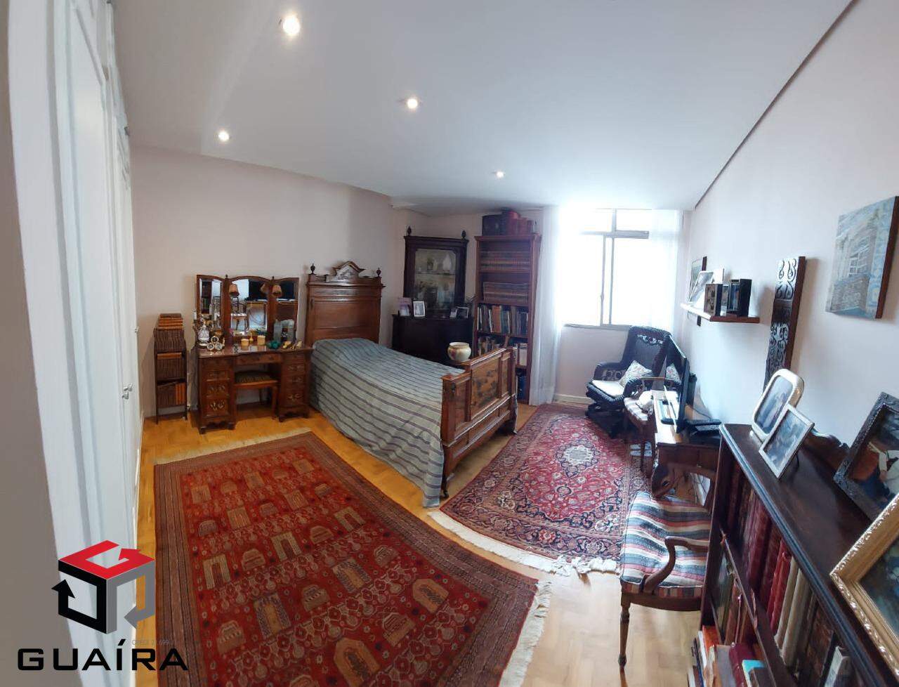 Apartamento à venda com 3 quartos, 222m² - Foto 9