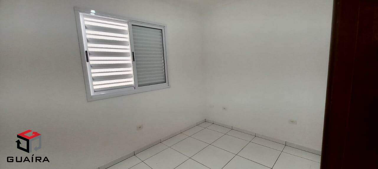 Casa para alugar com 2 quartos, 100m² - Foto 9