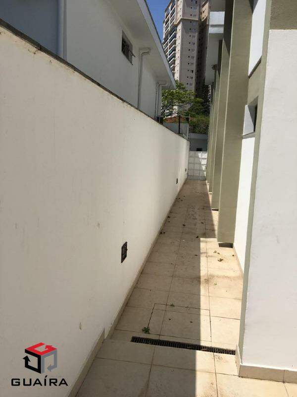 Sobrado para alugar com 4 quartos, 550m² - Foto 9