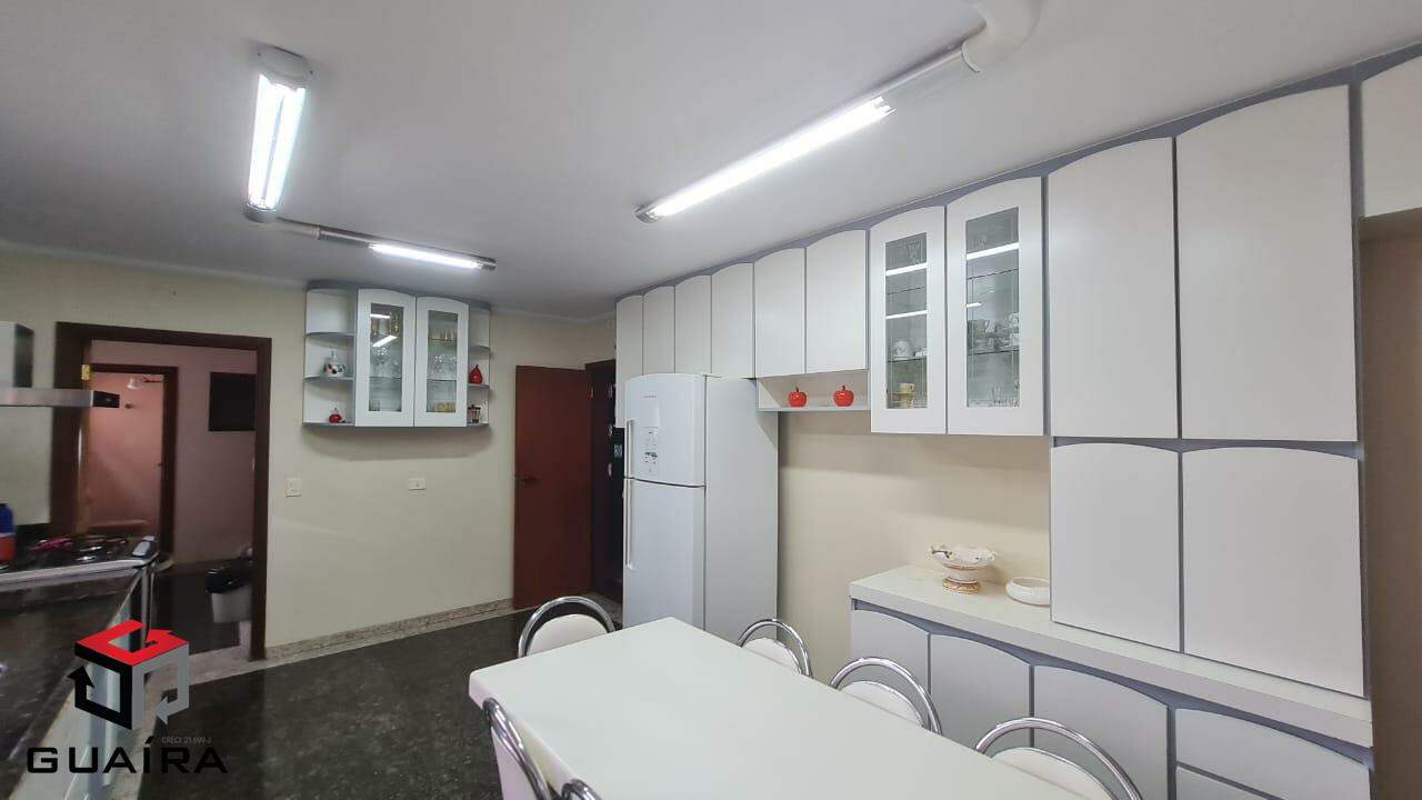 Apartamento à venda com 4 quartos, 187m² - Foto 12