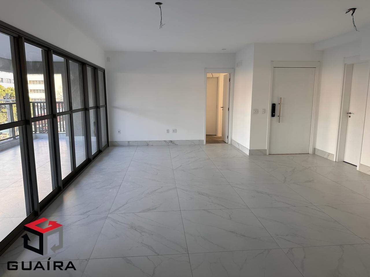 Apartamento à venda com 4 quartos, 156m² - Foto 4