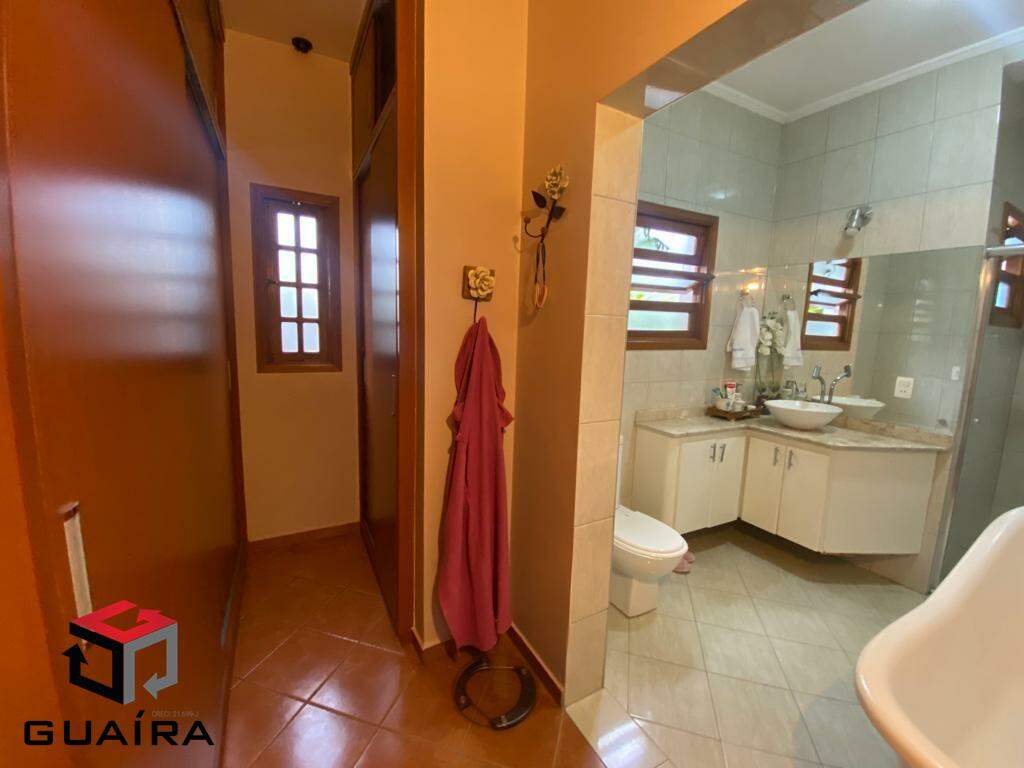 Sobrado à venda com 3 quartos, 340m² - Foto 18