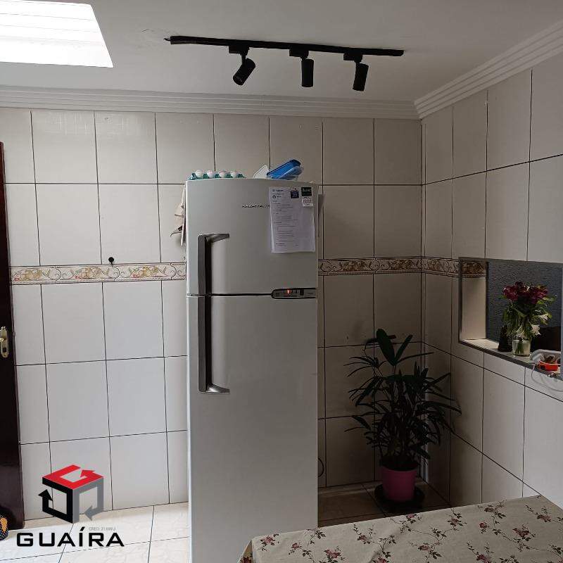 Casa à venda com 2 quartos, 150m² - Foto 12