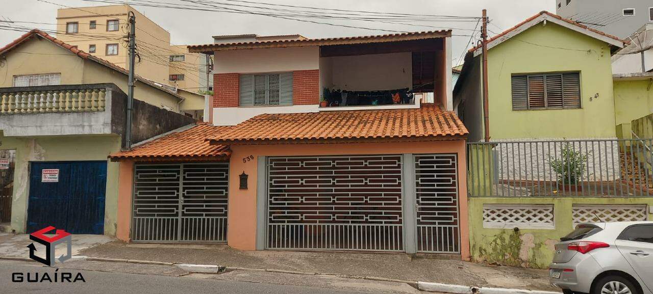 Casa à venda com 3 quartos, 259m² - Foto 1