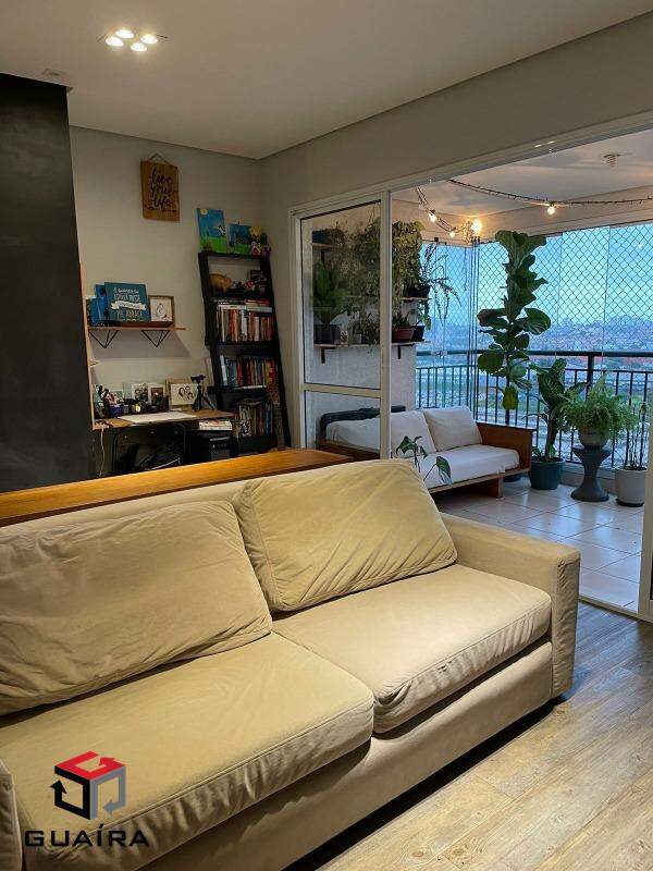 Apartamento à venda com 2 quartos, 80m² - Foto 2