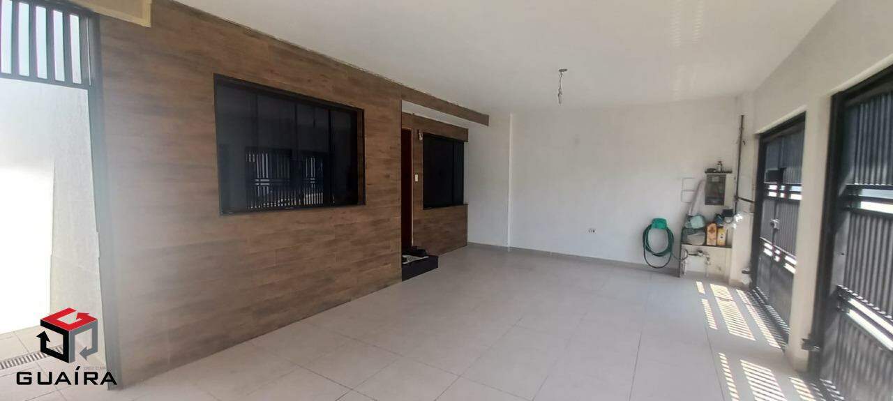 Casa à venda com 2 quartos, 121m² - Foto 2