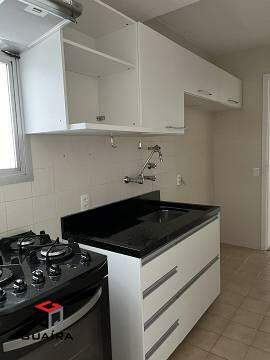 Apartamento à venda com 2 quartos, 70m² - Foto 2