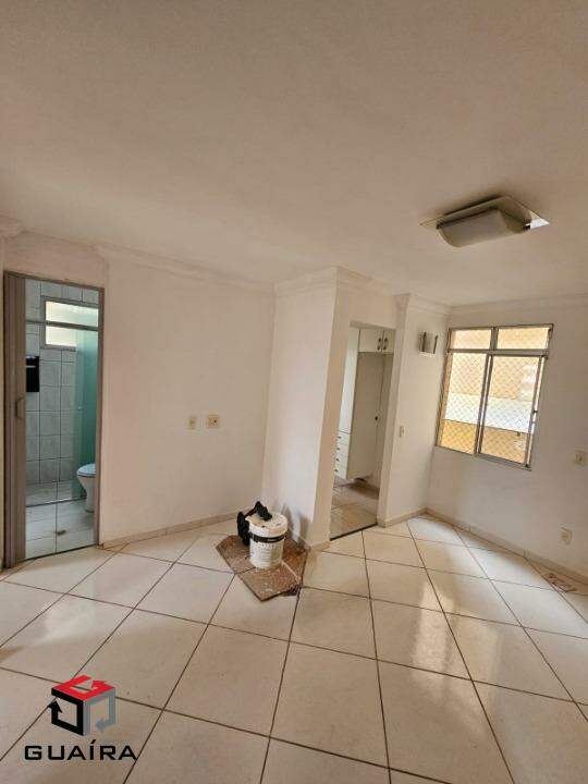 Apartamento à venda com 2 quartos, 45m² - Foto 2