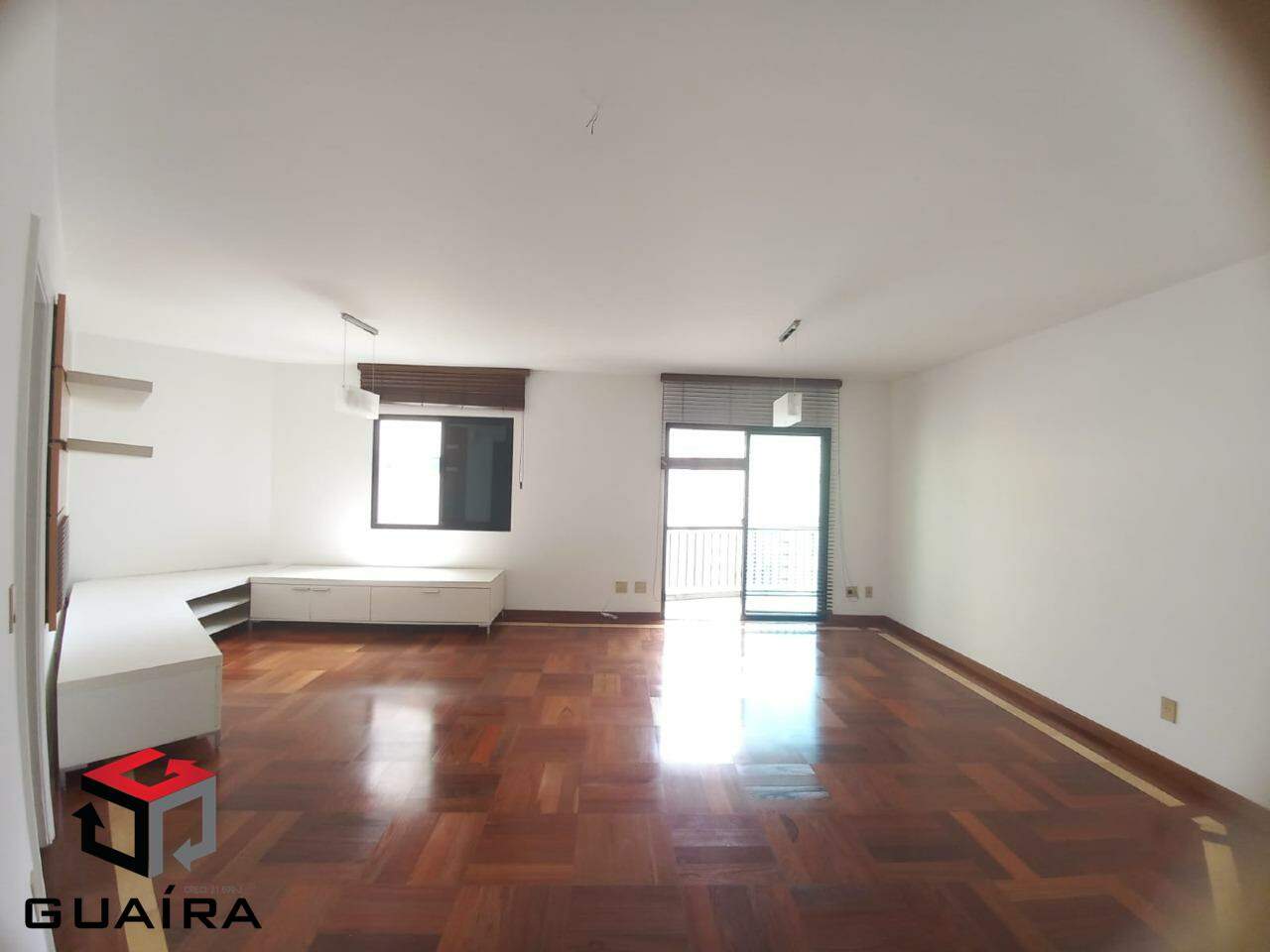 Apartamento à venda com 2 quartos, 92m² - Foto 4