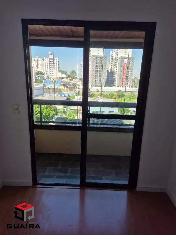 Apartamento para alugar com 3 quartos, 75m² - Foto 2